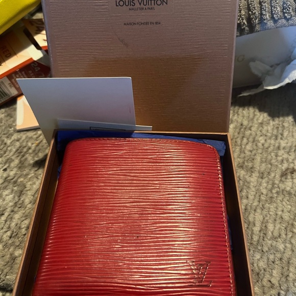 Louis Vuitton Red Epi Bi-fold Wallet - Picture 13 of 15